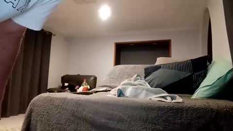 biggllh online show from April 13, 5:24 pm