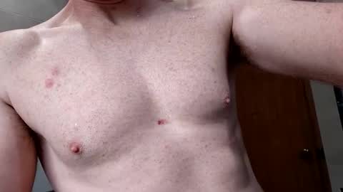 Snapshot of biggllh chatting on October 14, 1:45 am biggllh online show from October 14, 1:45 am