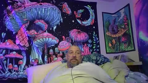 bigman42of0rlife online show from March 23, 10:32 am