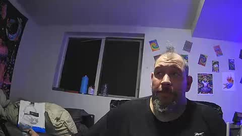 bigman42of0rlife online show from October 19, 10:51 am