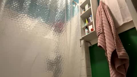 bigmanaround9 online show from September 12, 8:25 am