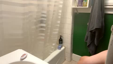 bigmanaround9 online show from January 9, 10:52 am