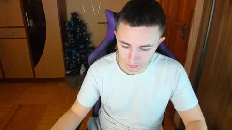 Snapshot of bigmark03 chatting on February 13, 10:23 am BigMark03 online show from February 13, 10:23 am