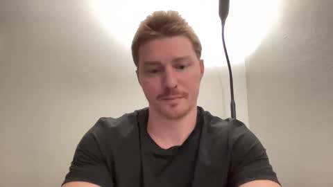 Snapshot of bigmcr1 chatting on December 9, 12:23 am Nick Barker online show from December 9, 12:23 am