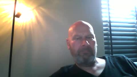 bigmike3339 online show from May 31, 7:09 am