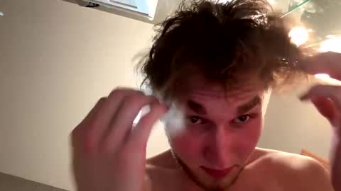 bigskinnyboyshh online show from February 16, 5:37 am