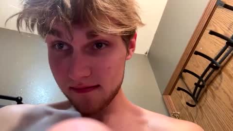 bigskinnyboyshh online show from December 15, 2:08 am