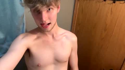 bigskinnyboyshh online show from December 21, 5:25 am