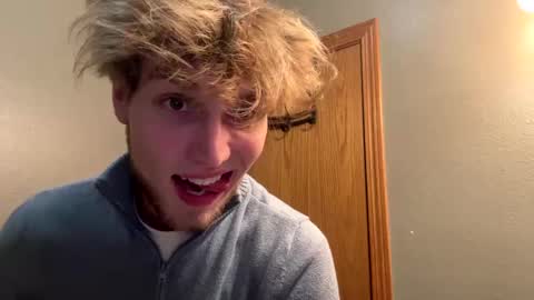 bigskinnyboyshh online show from February 7, 7:29 am