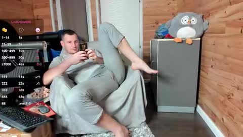 bigsshark online show from February 8, 8:46 pm