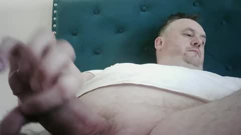 bigtroc3759 online show from May 6, 1:22 pm
