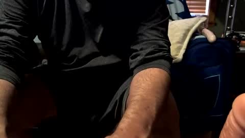 biguylovessuckingcock online show from December 21, 7:38 pm