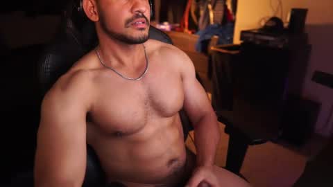 Valleyguy818 online show from December 21, 10:06 am