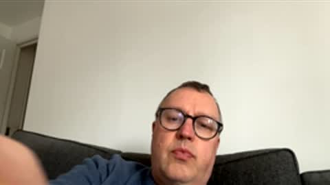 Just call me master online show from April 12, 3:02 pm