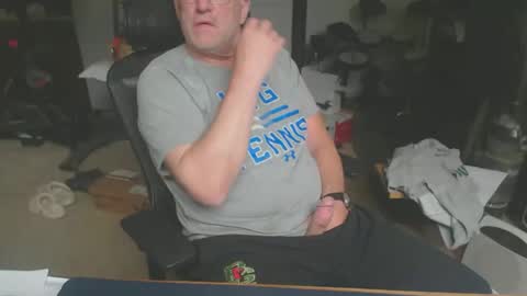 billp750876 online show from May 31, 3:55 pm