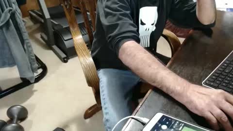 billy471 online show from April 9, 10:38 pm