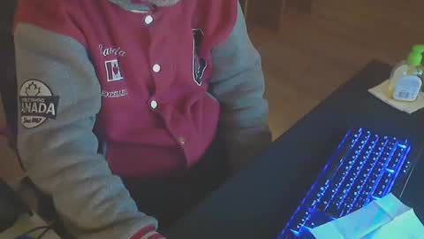 Snapshot of biparislove chatting on January 4, 7:55 pm BigDick online show from January 4, 7:55 pm