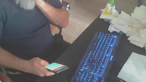 Snapshot of biparislove chatting on October 9, 9:03 am BigDick online show from October 9, 9:03 am