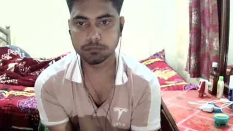birbikrom104 online show from May 6, 5:02 pm