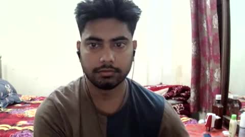 birbikrom104 online show from May 13, 5:26 am