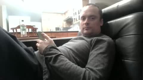 Snapshot of bird8888 chatting on December 7, 11:12 pm bird8888 online show from December 7, 11:12 pm