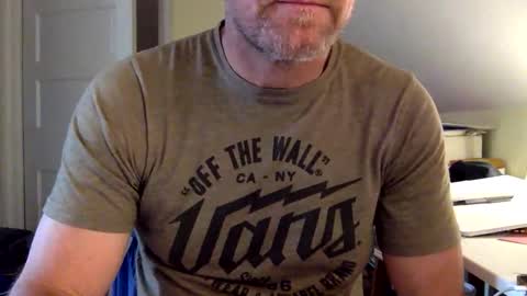 BisonBar online show from June 8, 5:58 pm