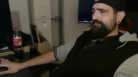 black_beard_slides online show from October 1, 11:41 pm