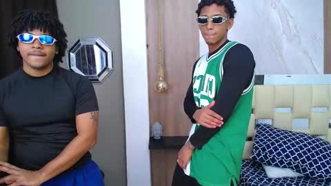 black_king_241 online show from November 11, 3:55 am