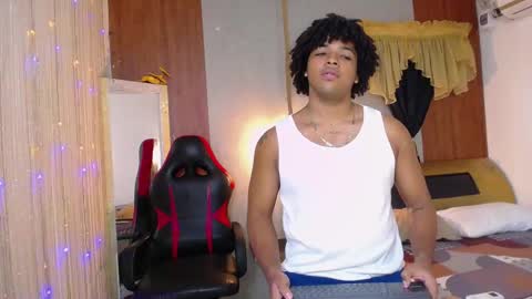 black_king_241 online show from March 5, 4:09 am