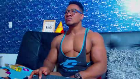 duglas online show from October 26, 8:55 pm