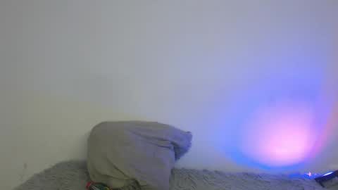 .. online show from January 17, 11:24 am