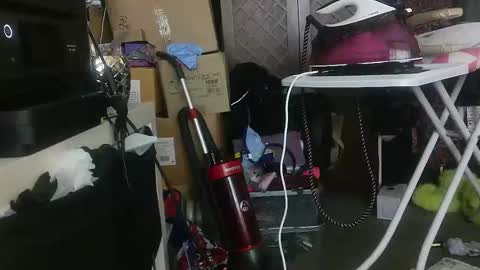 Snapshot of blackmanluv chatting on January 13, 1:28 pm Me and her online show from January 13, 1:28 pm