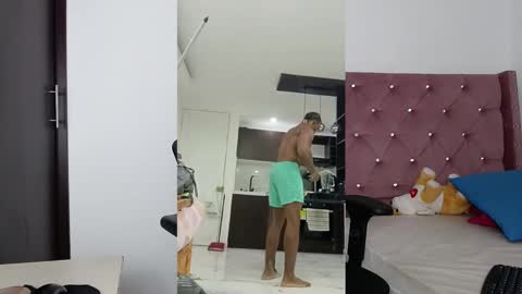 Twtter 1MikeBeckford            Onlyfns beckfordmike online show from February 24, 2:30 am