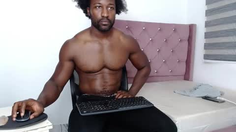 Twtter 1MikeBeckford            Onlyfns beckfordmike online show from October 15, 1:41 pm