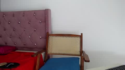 Twtter 1MikeBeckford            Onlyfns beckfordmike online show from December 3, 2:23 am