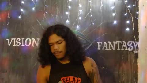 i am D.L online show from January 10, 11:54 am