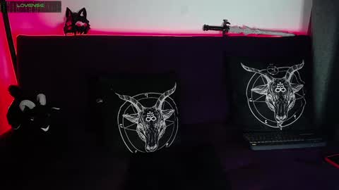 Dave online show from February 18, 9:42 pm