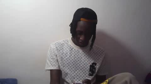 blackzilian_5 online show from May 25, 11:49 am