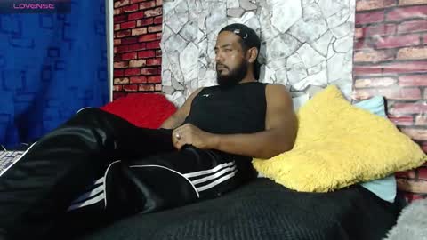 Richard online show from May 26, 2:07 am