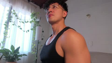 Blake Levi  Independent Model online show from April 1, 4:26 pm