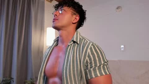 Blake Levi  Independent Model online show from December 15, 9:42 pm