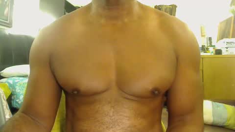 Snapshot of blkbiguncut10462 chatting on January 26, 1:04 pm blkbiguncut10462 online show from January 26, 1:04 pm