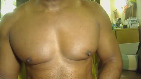 Snapshot of blkbiguncut10462 chatting on March 10, 10:39 am blkbiguncut10462 online show from March 10, 10:39 am