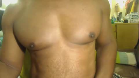 Snapshot of blkbiguncut10462 chatting on March 9, 12:00 am blkbiguncut10462 online show from March 9, 12:00 am