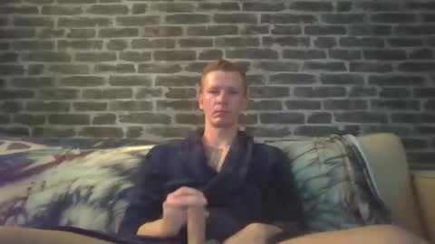 Snapshot of blondapollonl chatting on October 6, 7:24 am Apollo online show from October 6, 7:24 am