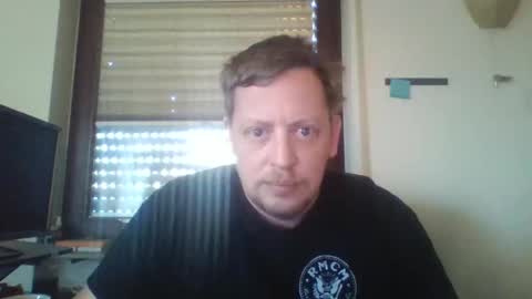 blonde32m online show from March 2, 6:16 am