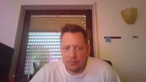 blonde32m online show from November 8, 7:00 am