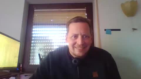 blonde32m online show from September 29, 2:24 pm