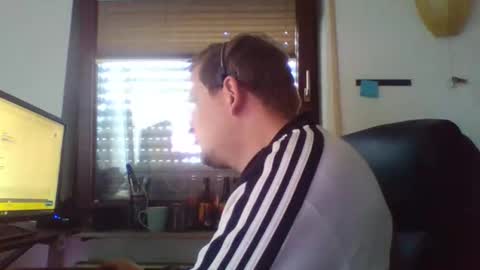 blonde32m online show from September 15, 2:18 pm