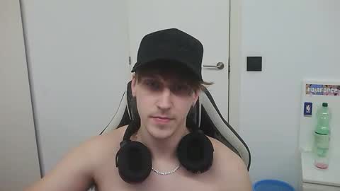 blondeharddick online show from March 2, 6:15 pm